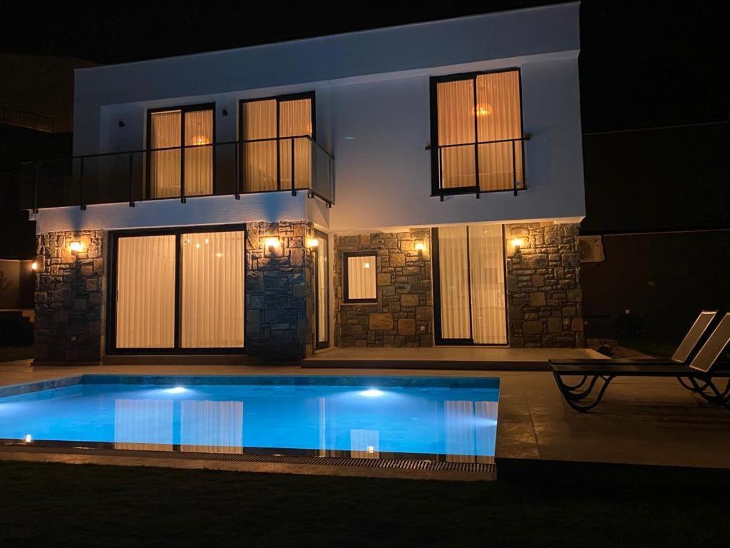 Ibak Apartments ギュムシュルク エクステリア 写真
